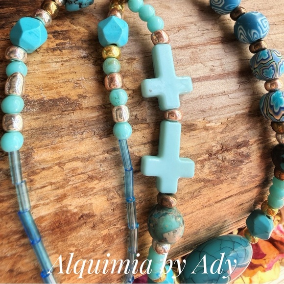 Gold and blue bold colorful choker necklace with turquoise - Picture 2 of 6